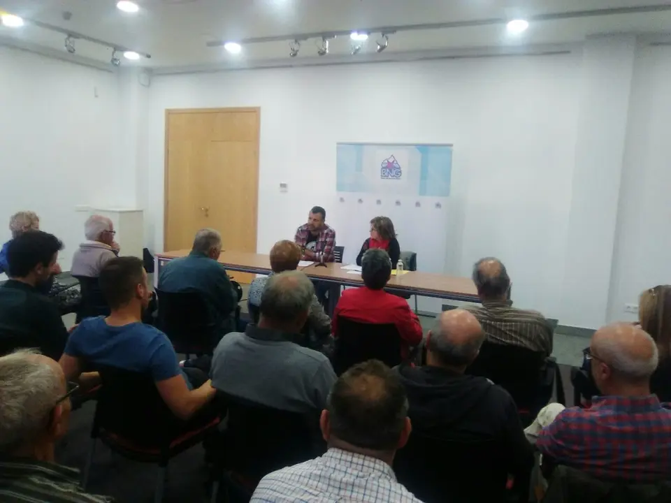 <p>Acto realizado na Casa dos Alonsos na Guarda o pasado luns 29 de maio &aacute;s 20:30 h no que se exp&oacute;n a proposta do BNG de Concerto Econ&oacute;mico para Galiza.</p>
