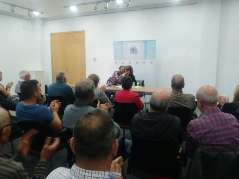 <p>Acto realizado na Casa dos Alonsos na Guarda o pasado luns 29 de maio &aacute;s 20:30 h no que se exp&oacute;n a proposta do BNG de Concerto Econ&oacute;mico para Galiza.</p>
