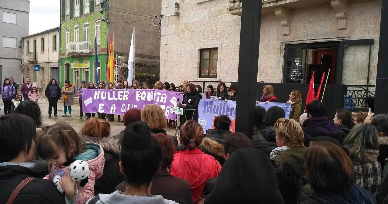 <p>Imaxes das mobilizaci&oacute;ns realizadas na comarca do Baixo Mi&ntilde;o polo D&iacute;a Internacional da Muller</p>
