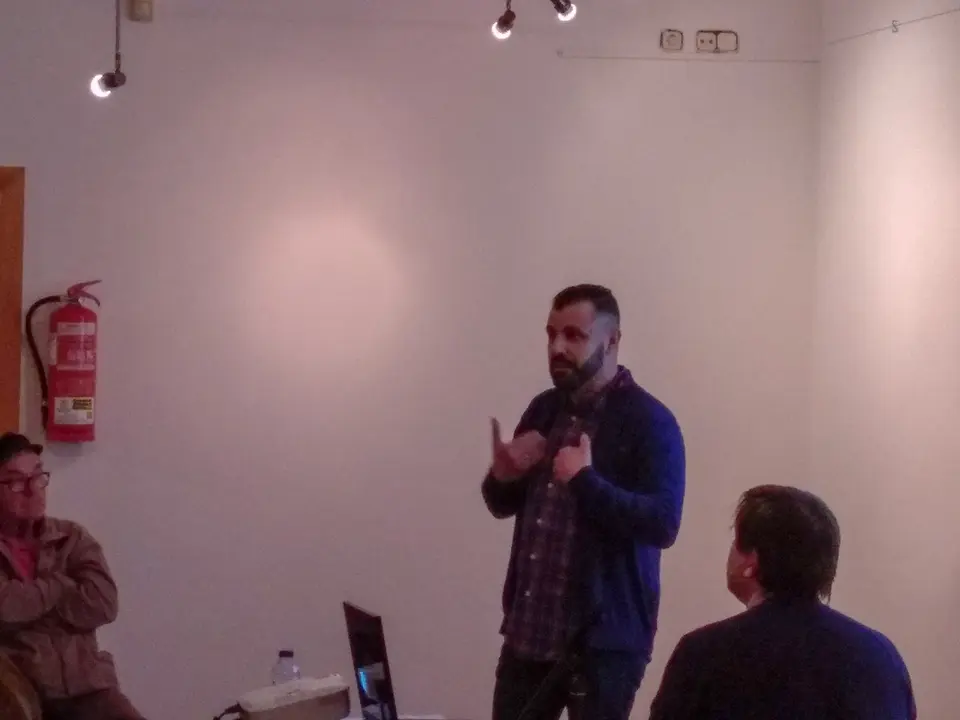 <p>Imaxes do acto celebrado na Guarda co&nbsp;t&iacute;tulo&nbsp;<strong>"Concepci&oacute;n Arenal, Sentido &Uacute;nico"</strong>, no que interviron: <strong>Xan Lois Lomba</strong>, concelleiro do BNG na Guarda&nbsp;e&nbsp;<strong>Anxo Baz, portavoz municipal do BNG.</strong></p>

<p>&nbsp;</p>

<p>&nbsp;</p>

<p>&nbsp;</p>
