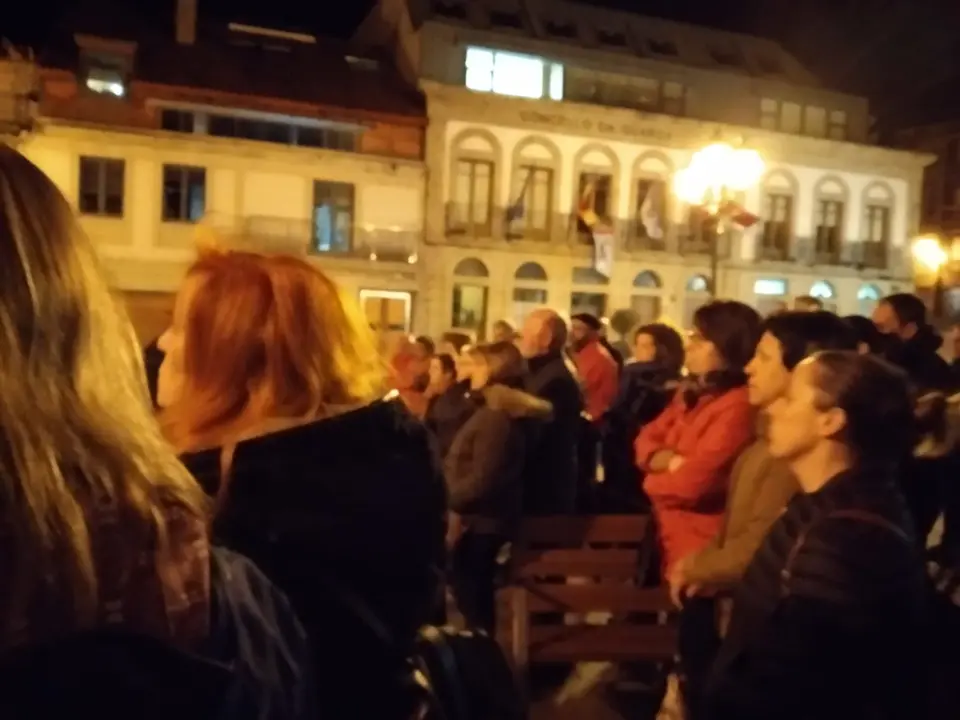 <p>Fotograf&iacute;as sobre a concentraci&oacute;n da Guarda&nbsp;en repulsa polo asasinato machista de Valga.</p>

