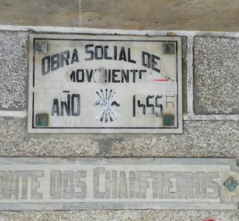 Placa na Fonte dos Chanfreiros en S Caetano