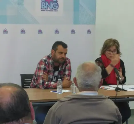 &Aacute;ngel Baz e Montse Prado nun momento da reuni&oacute;n