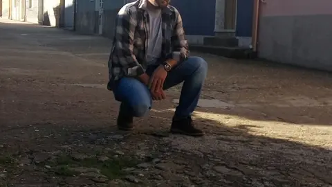 &Aacute;ngel Baz, portavoz municipal do BNG, na r&uacute;a de S Caetano