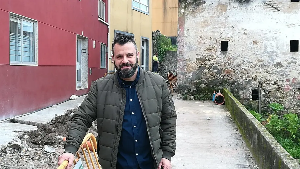 Anxo Baz, portavoz municipal do BNG obras r&uacute;a S Caetano
